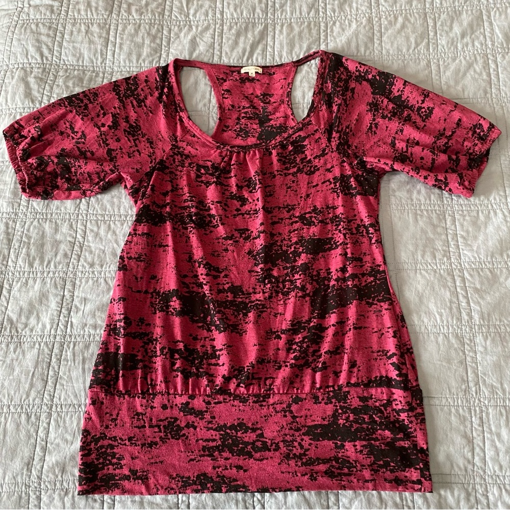 Maurices Pink Black Burnout Short Sleeve Top M Razor Back Edgy Vintage Y2K Goth